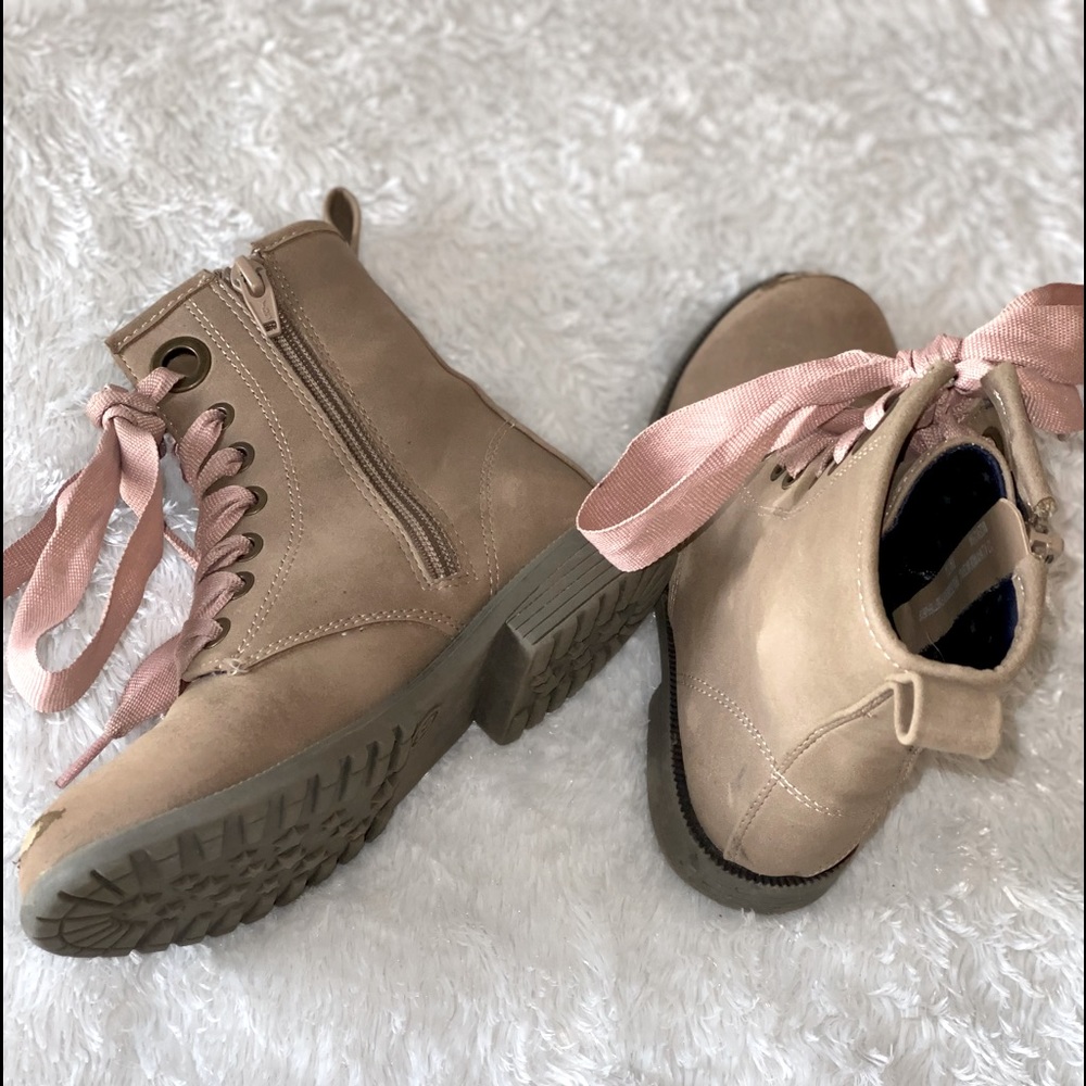 Girls Size 13 Cat & Jack Combat Boots